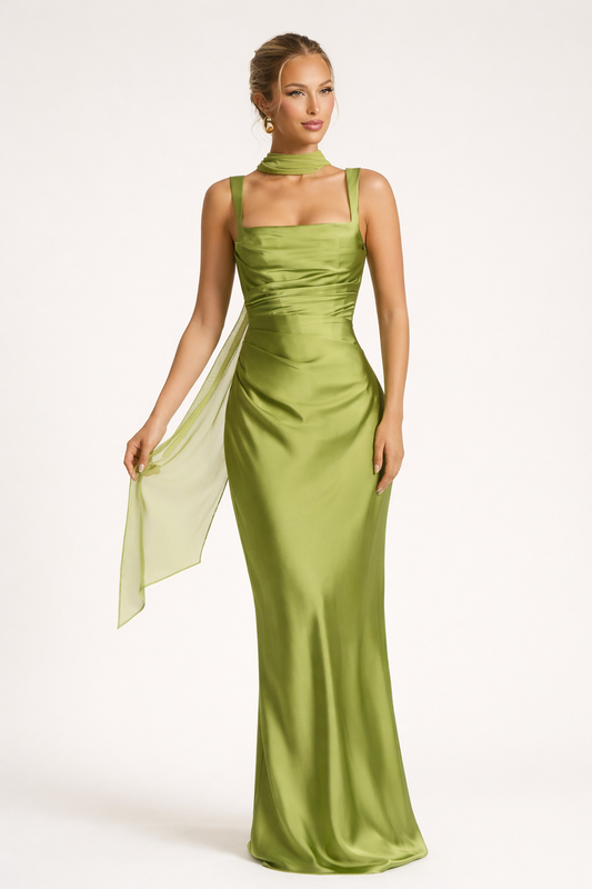 Dames Avondjurk Mouwloos met Vierkante Hals, Choker en Sleeplengte Groen