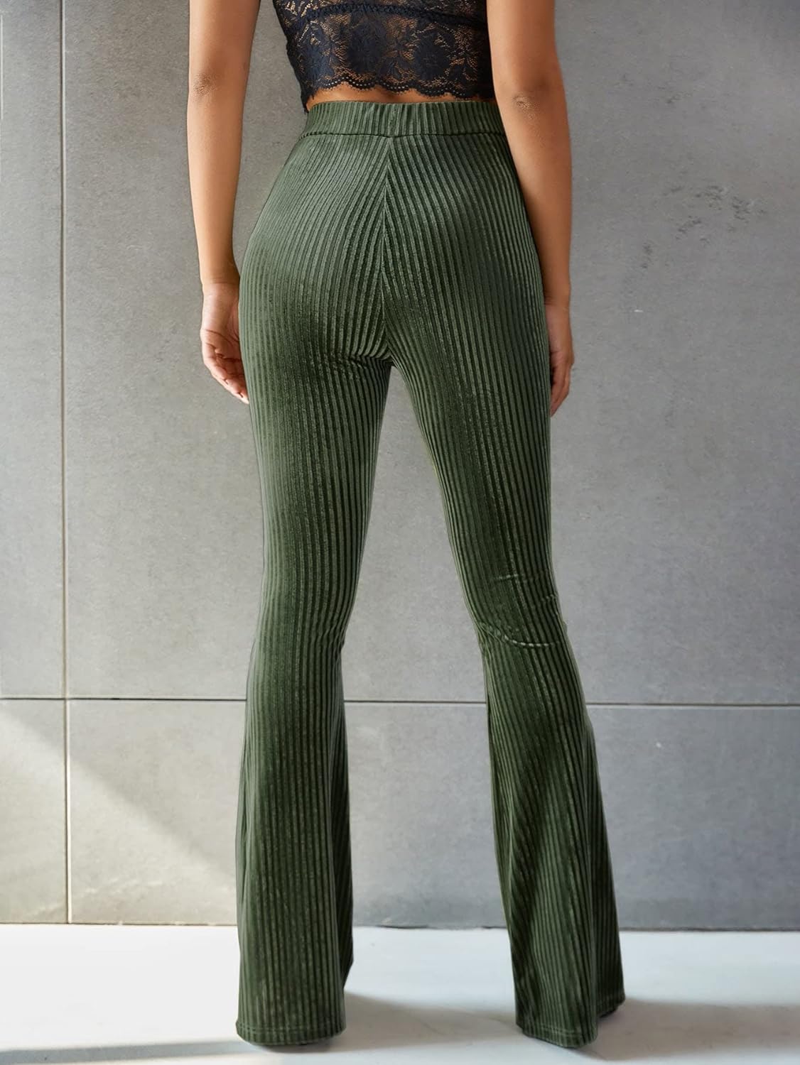 Dames Flared Broek met Ribstructuur en Elegante Pasvorm