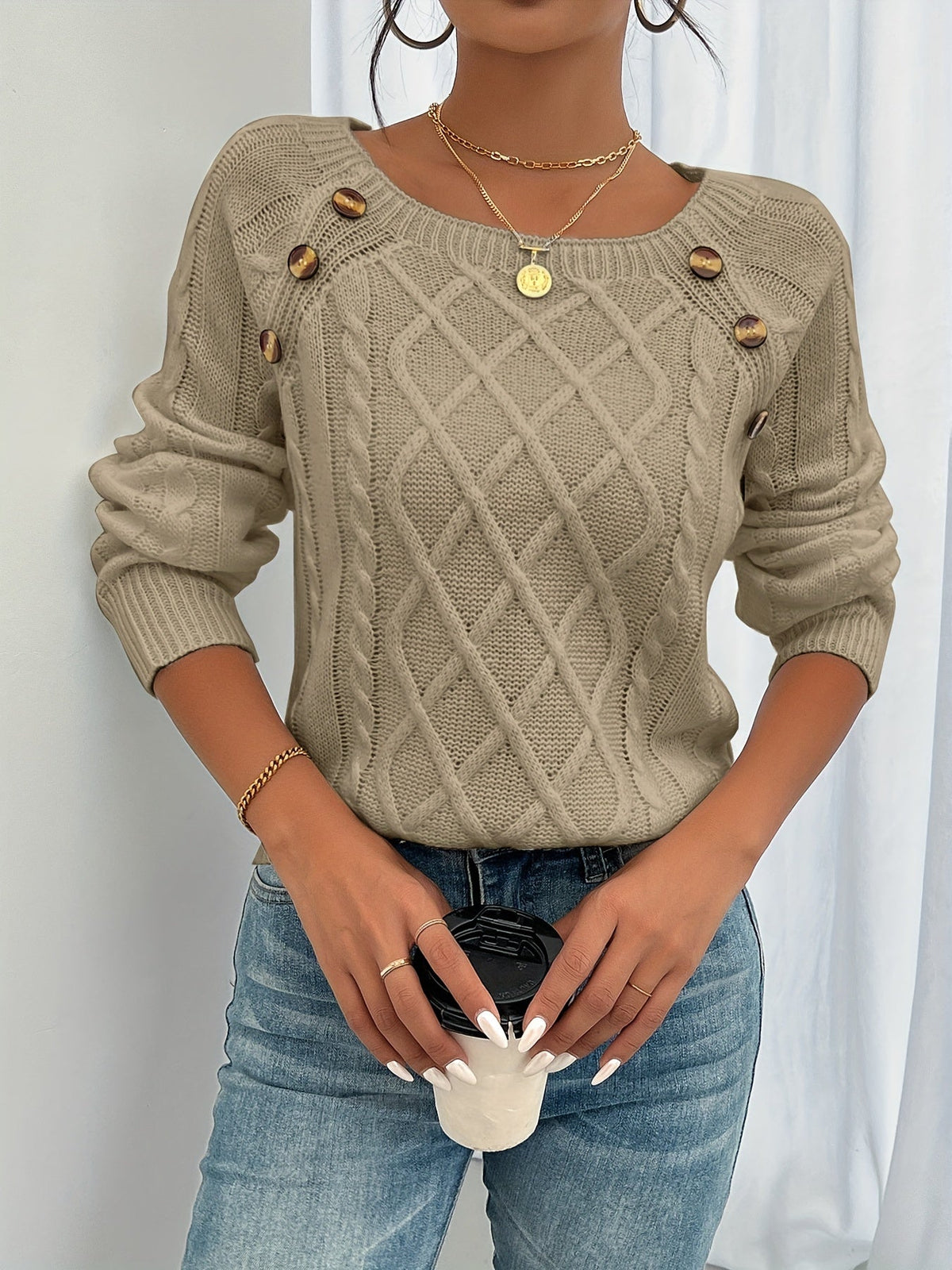 Dames Gebreide Sweater met Ronde Hals en Knoopdetails op de Schouder Khaki