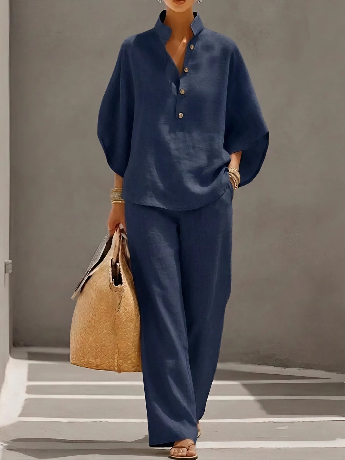 Dames Twinset met Wijde Mouwen en Wijdbeense Broek met Staande Kraag