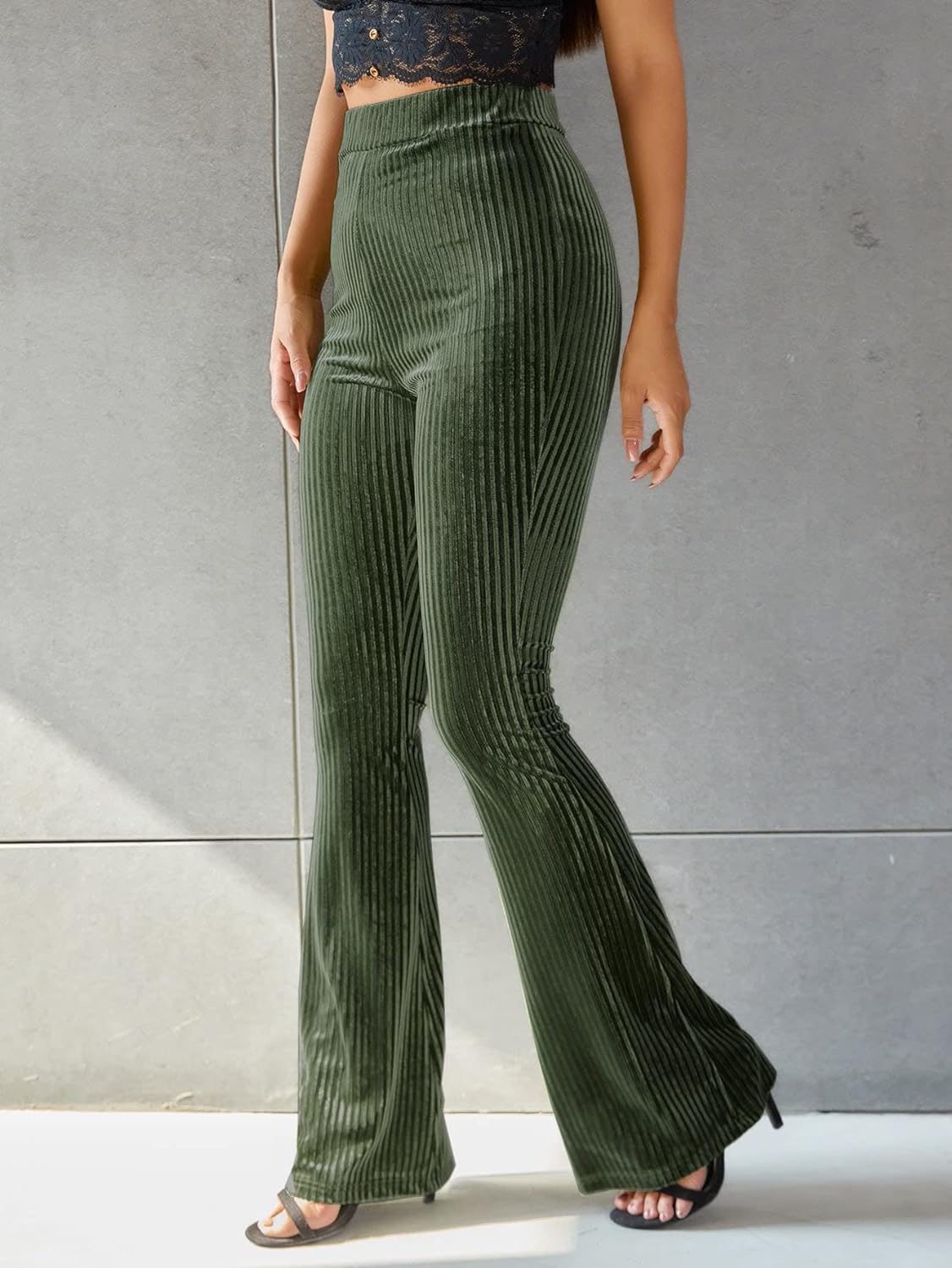 Dames Flared Broek met Ribstructuur en Elegante Pasvorm Groen