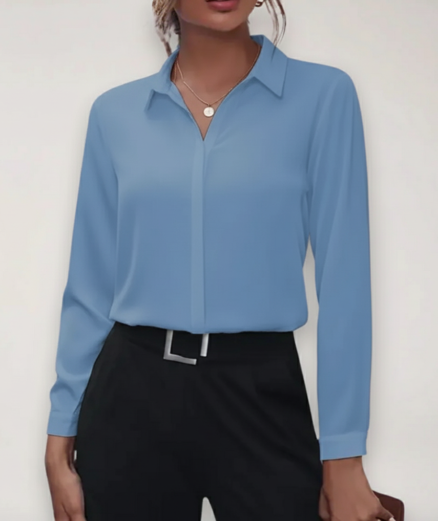 Dames Getailleerde Blouse met Verdekte Sluiting en Puntkraag Lichtblauw