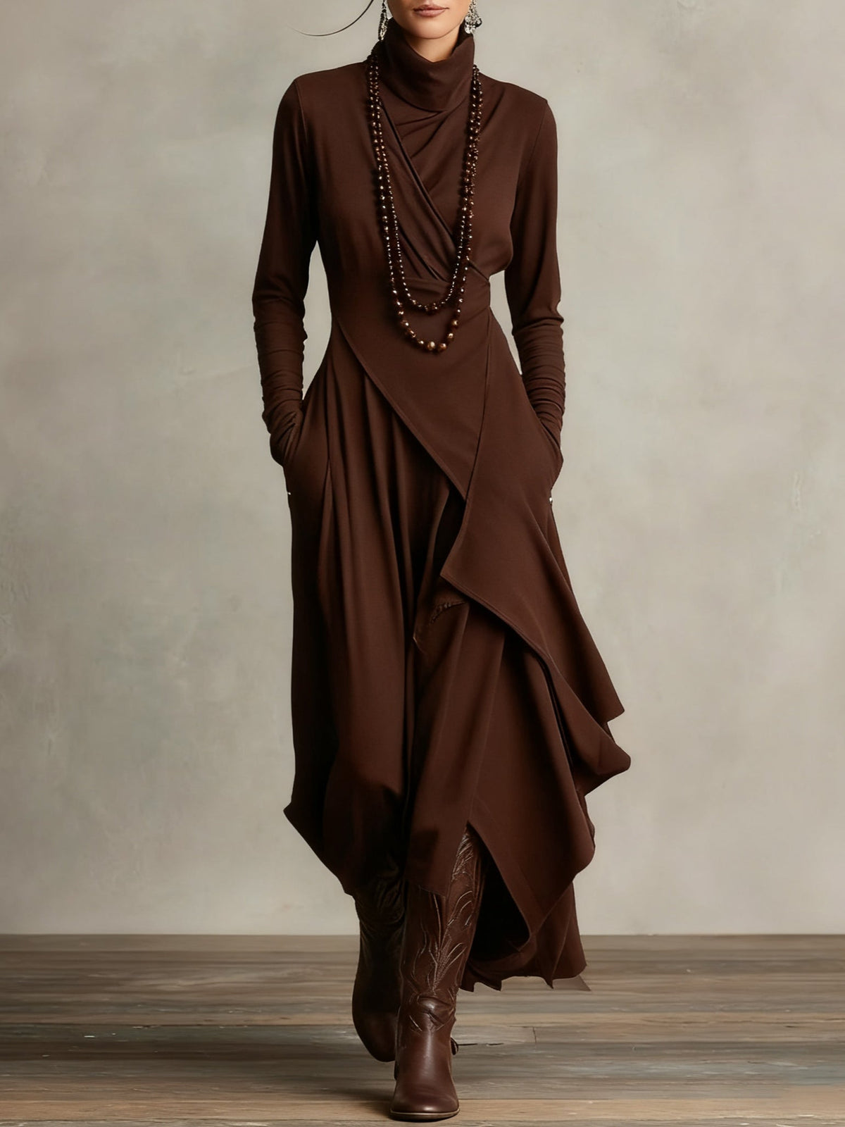 Dames Maxi Jurk met Hoge Col Lange Mouw en Asymmetrische Rok Bruin