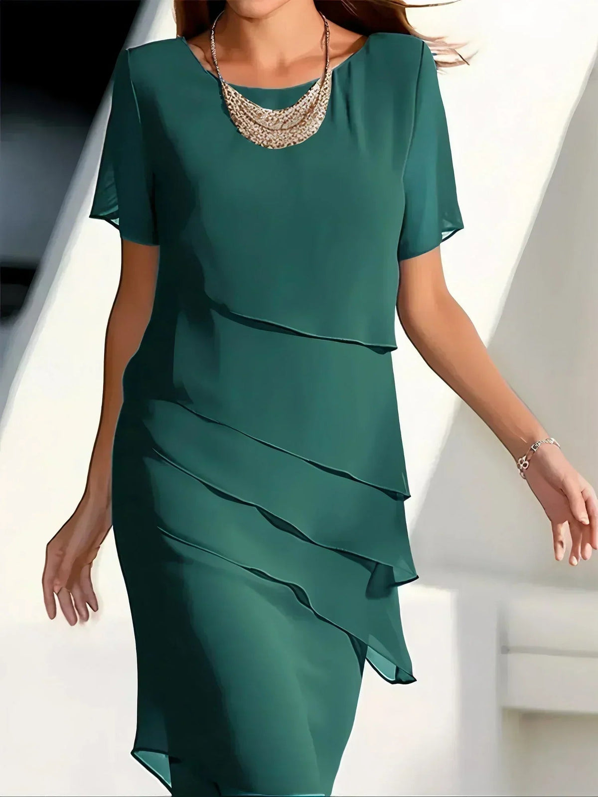 Dames Midi Jurk met Ronde Hals, Korte Mouw en Gelaagde Details Groen