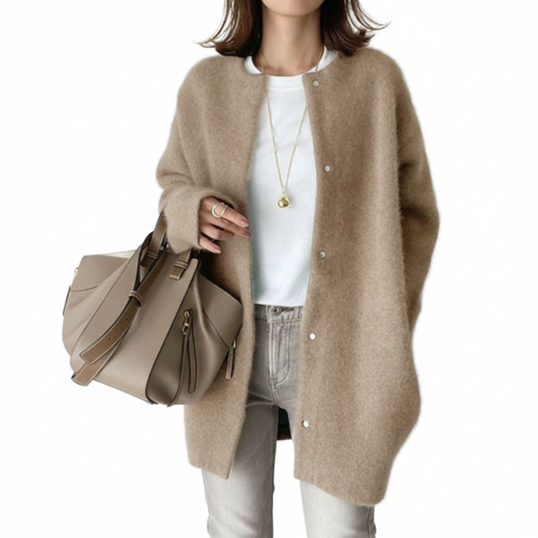 Dames Oversized Cardigan met Ronde Hals en Drukknopen