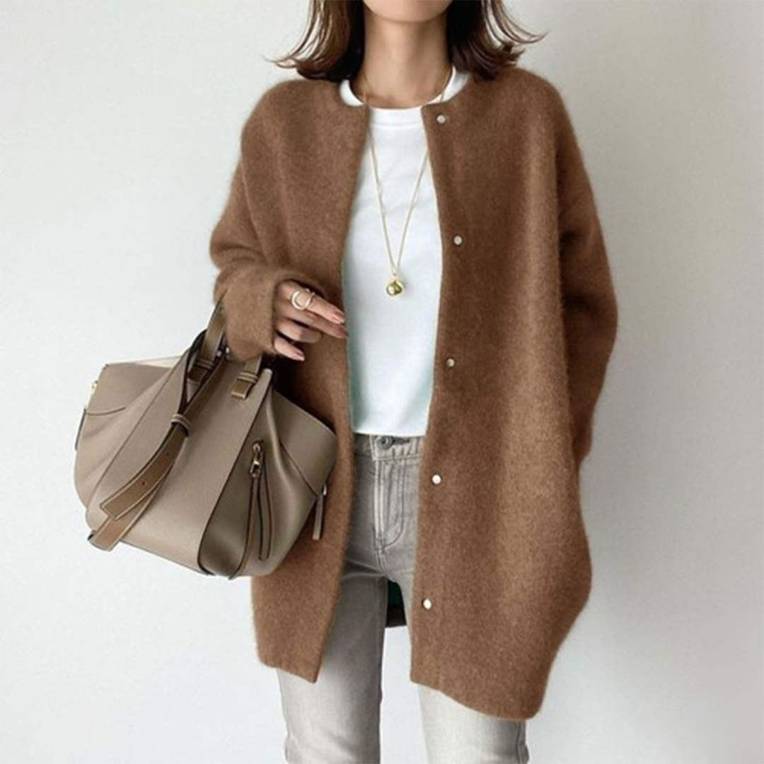 Dames Oversized Cardigan met Ronde Hals en Drukknopen