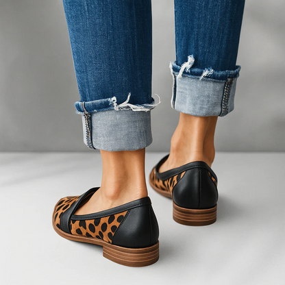 Dames Penny Loafers met Puntige Neus en Instapmodel