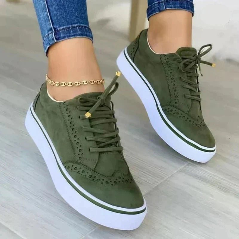 Dames Platform Sneakers met Vetersluiting en Brogue Details