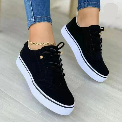 Dames Platform Sneakers met Vetersluiting en Brogue Details