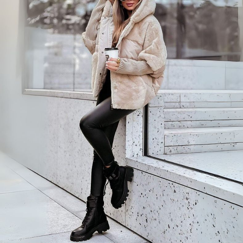Dames Puffer Jacket met Capuchon en Faux Fur Details Oversized