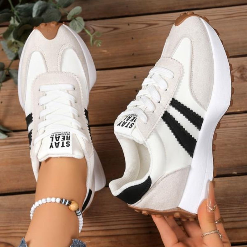 Dames Retro Platform Sneakers met Vetersluiting en Contraststrepen