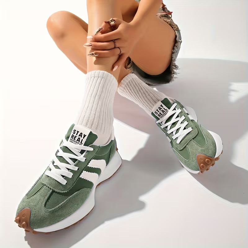 Dames Retro Platform Sneakers met Vetersluiting en Contraststrepen