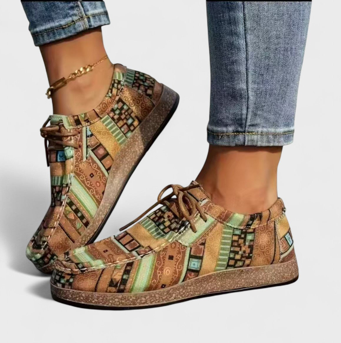 Dames Sneakers met Bohemian Print en Vetersluiting