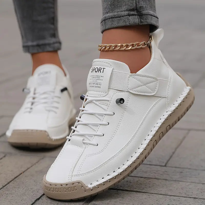 Dames Sneakers met Handgestikt Detail en Elastische Zijpanelen Wit