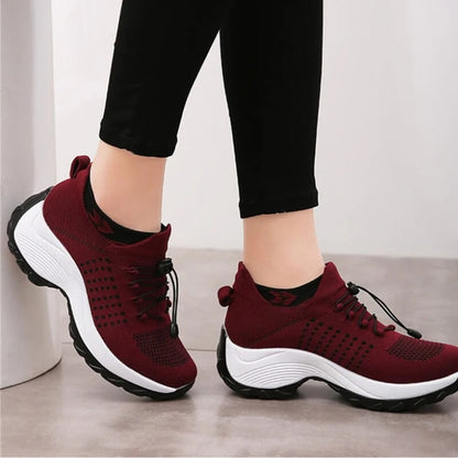 Dames Sneakers met Sokmodel en Dikke Zool