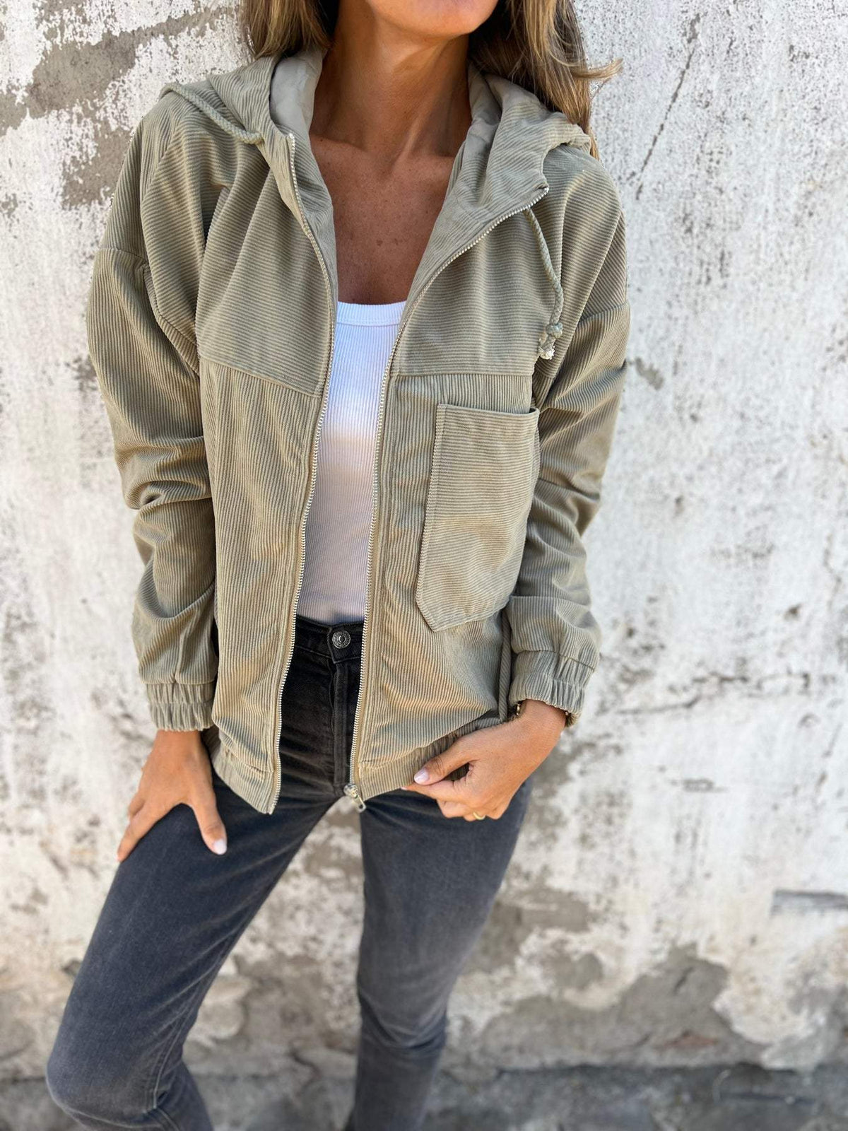 Dames Vest Corduroy met Capuchon en Lange Mouw Beige