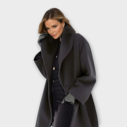 Dames Winterjas met Oversized Revers en Knoopsluiting
