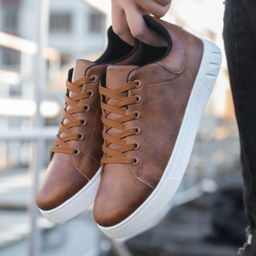 Heren Sneakers met Vetersluiting, Lage Schacht en Strak Silhouet